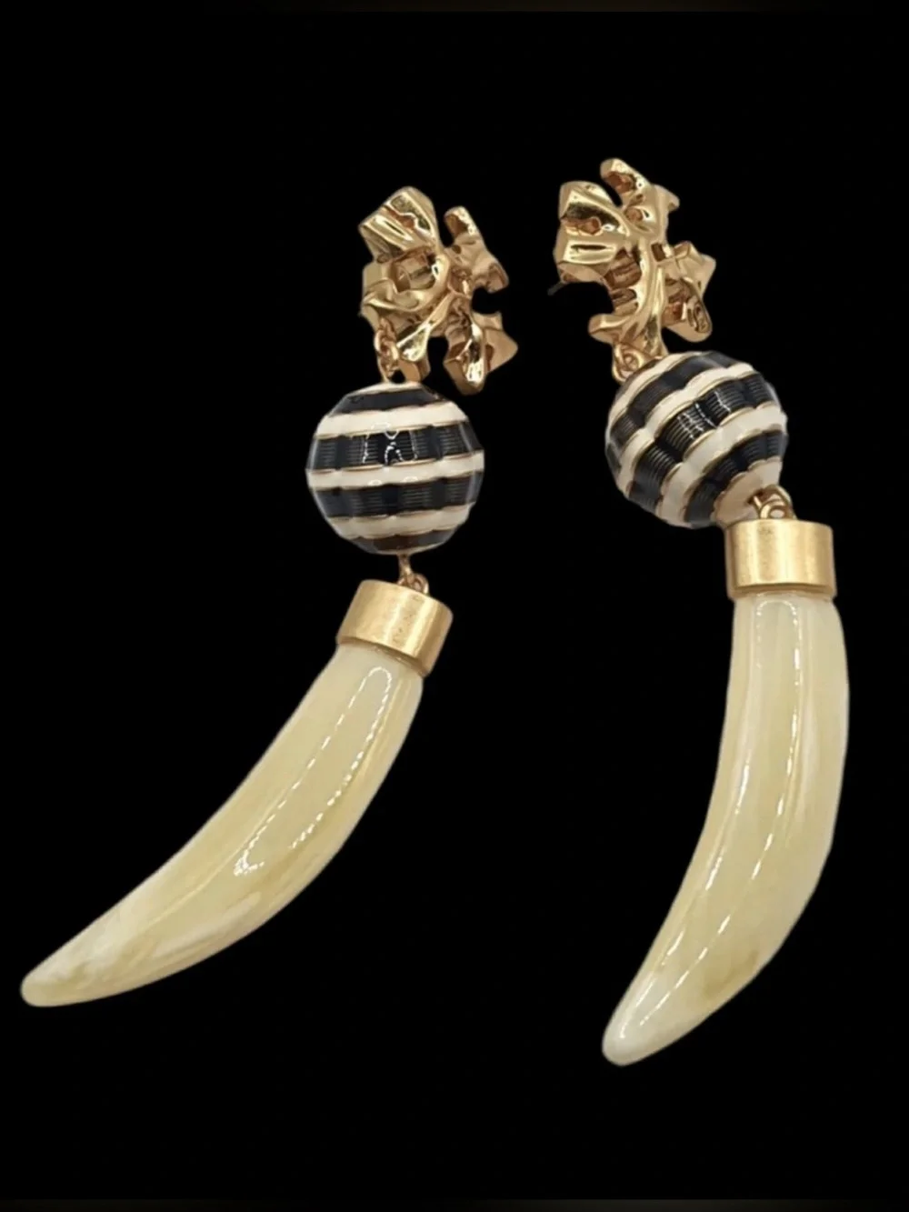 🔥🔥Authentic Designer Earrings At Awesome Prices To Buy Now & Save Price Firm